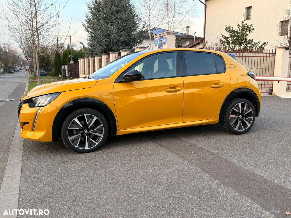 Peugeot 208 1.2 L PureTech STT GT Pack - 11