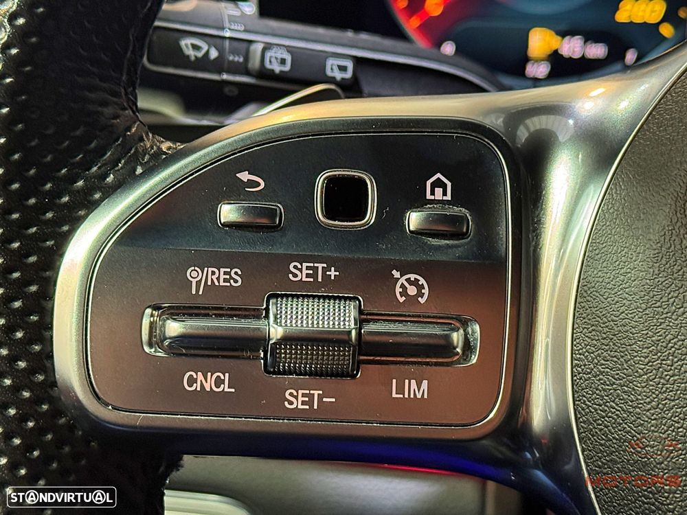 Mercedes-Benz GLC 350 e 4Matic 7G-TRONIC AMG Line - 23