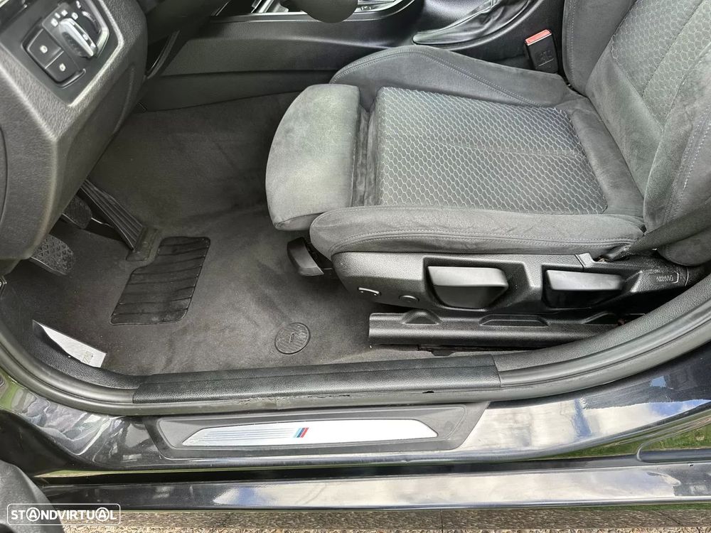 BMW 318 d Pack M - 32