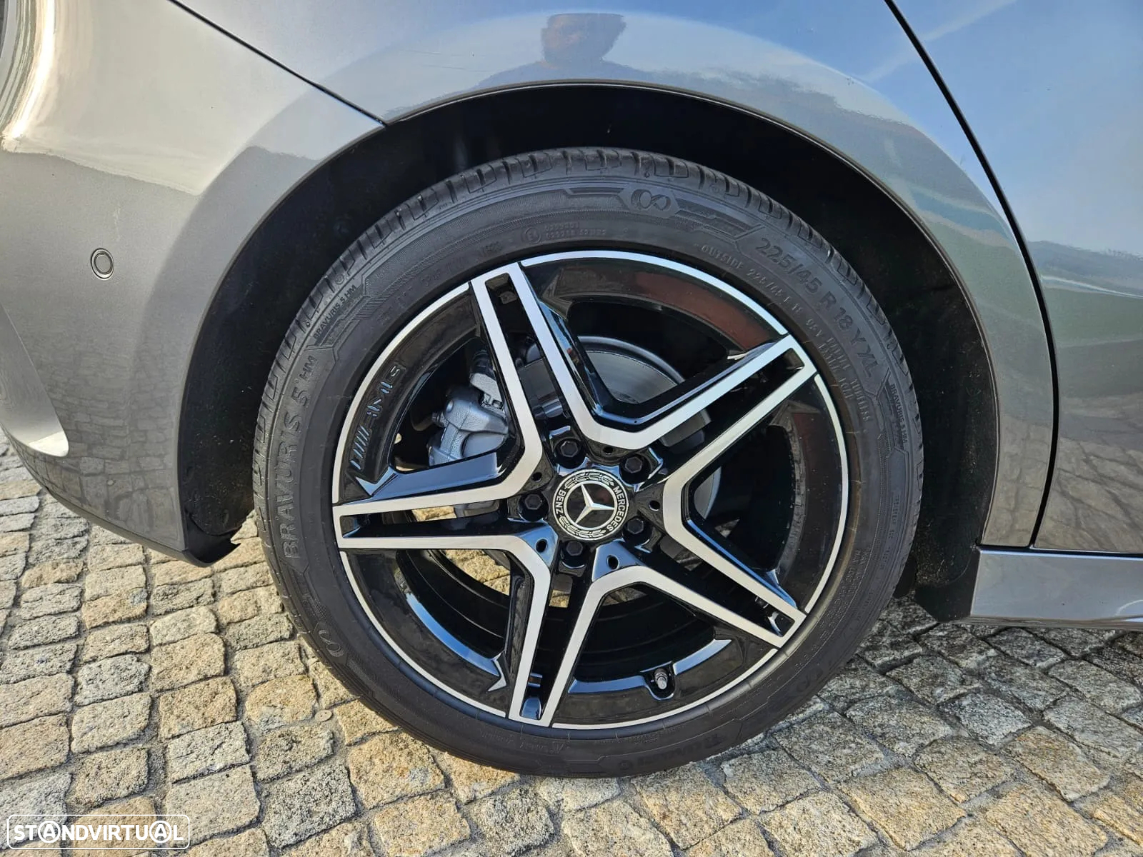 Mercedes-Benz A 180 d 7G-DCT AMG Line - 23