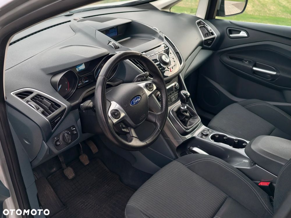 Ford C-MAX - 12