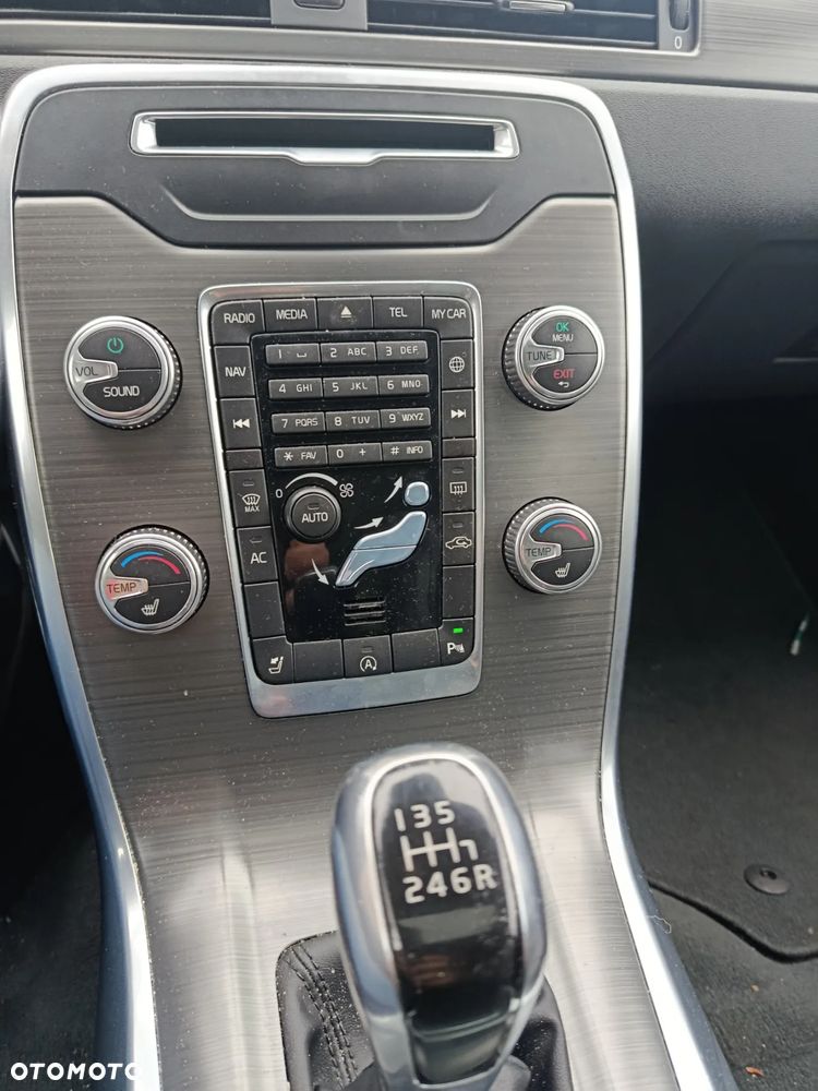 Volvo V70 D4 Drive-E Dynamic Summum - 22