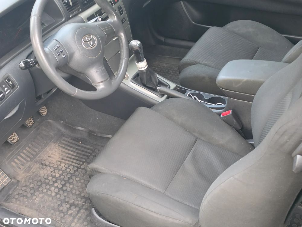 Toyota Corolla 1.4 VVT-i Terra - 9
