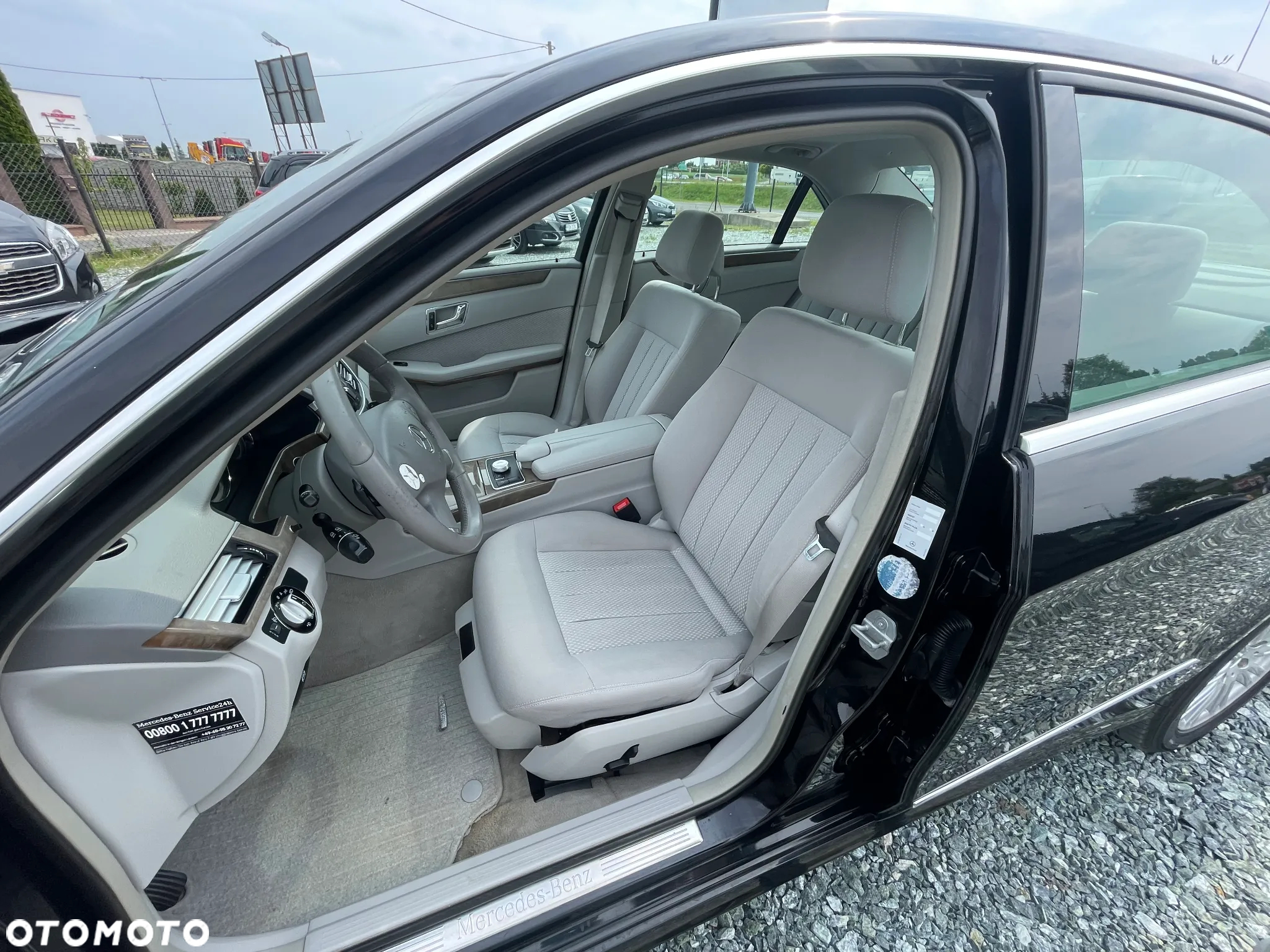 Mercedes-Benz Klasa E 350 CGI BlueEffICIENCY Avantgarde - 8