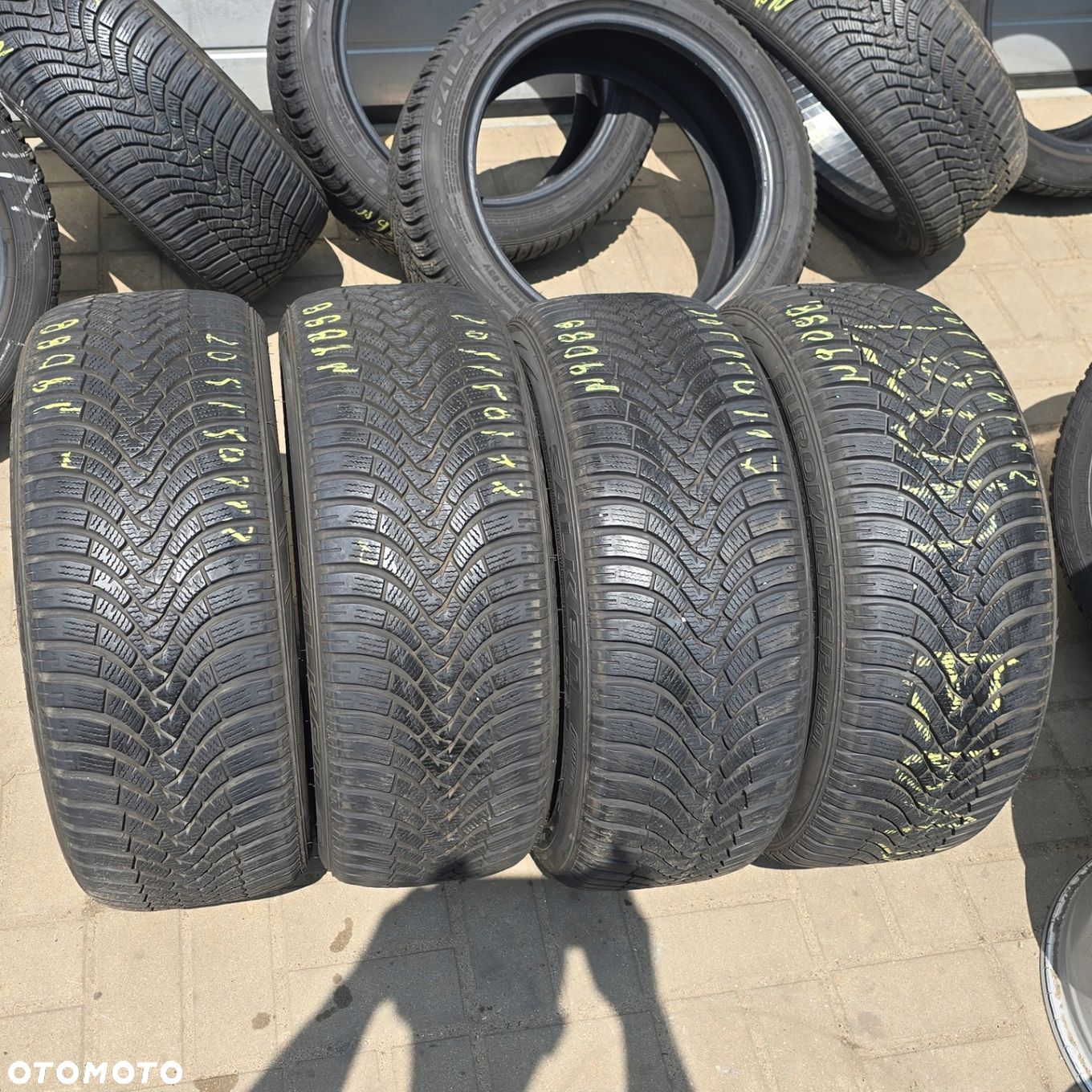 FALKEN EUROWINTER HS01 205/50R17 93V 23R 4X - 1