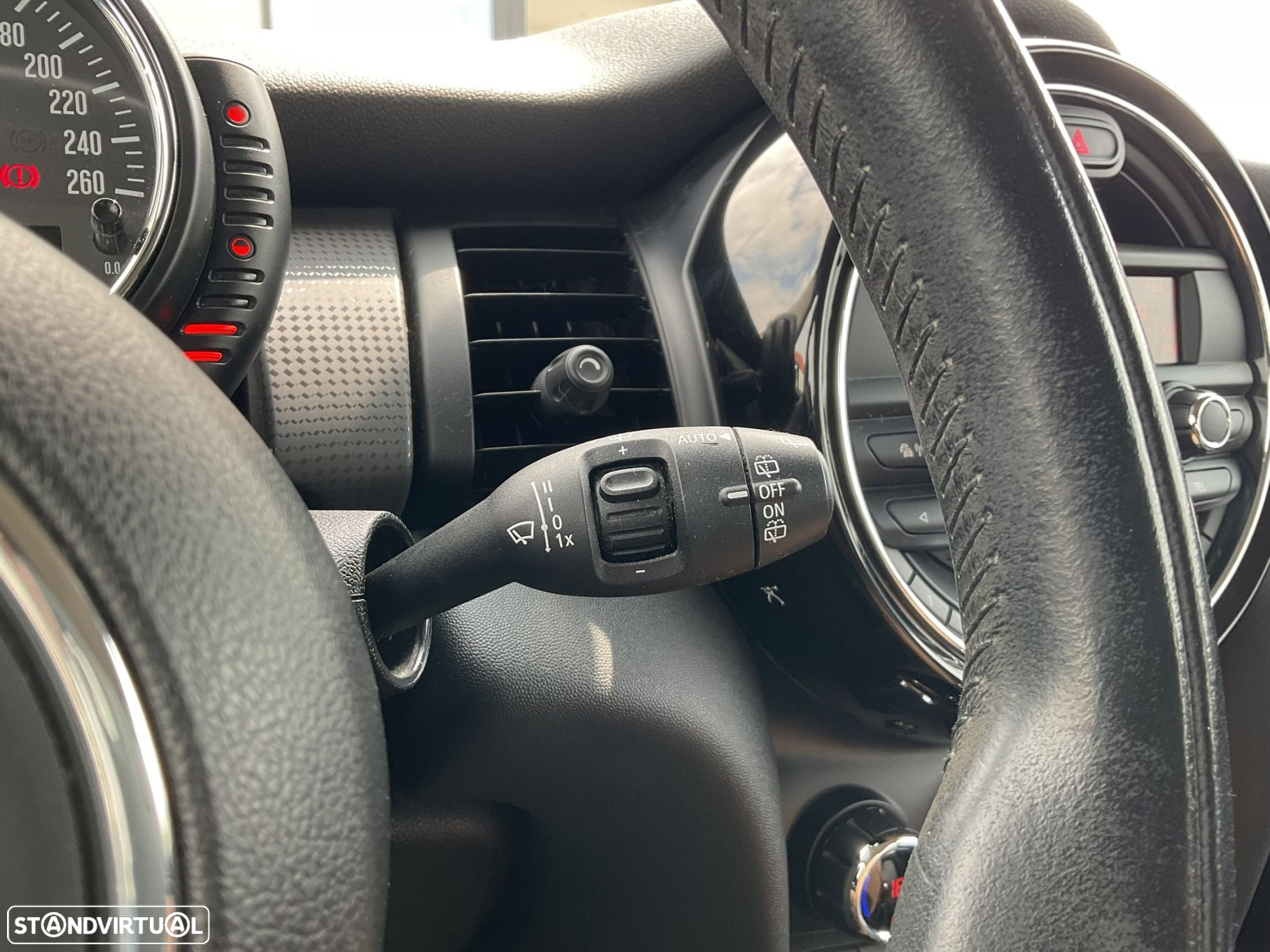 MINI 3 Portas Cooper D - 37