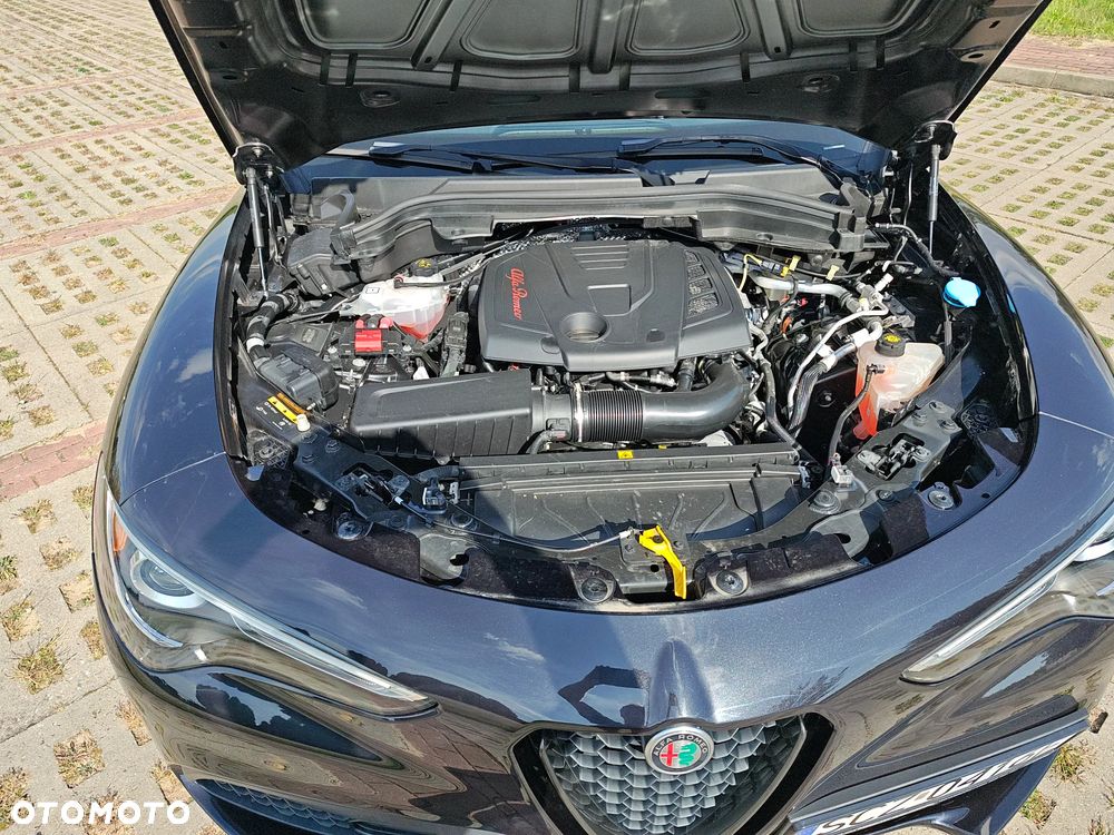 Alfa Romeo Stelvio 2.0 Turbo 16V AT8-Q4 Veloce - 39