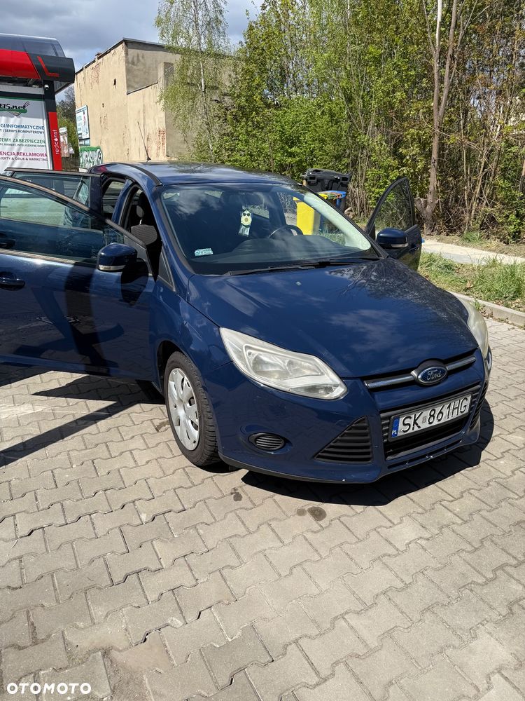 Ford Focus 1.6 Ambiente - 1