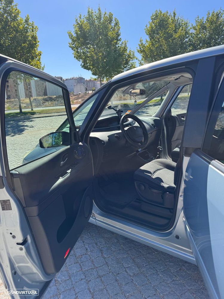 Renault Grand Espace 2.0 dCi FAP Dynamique - 38