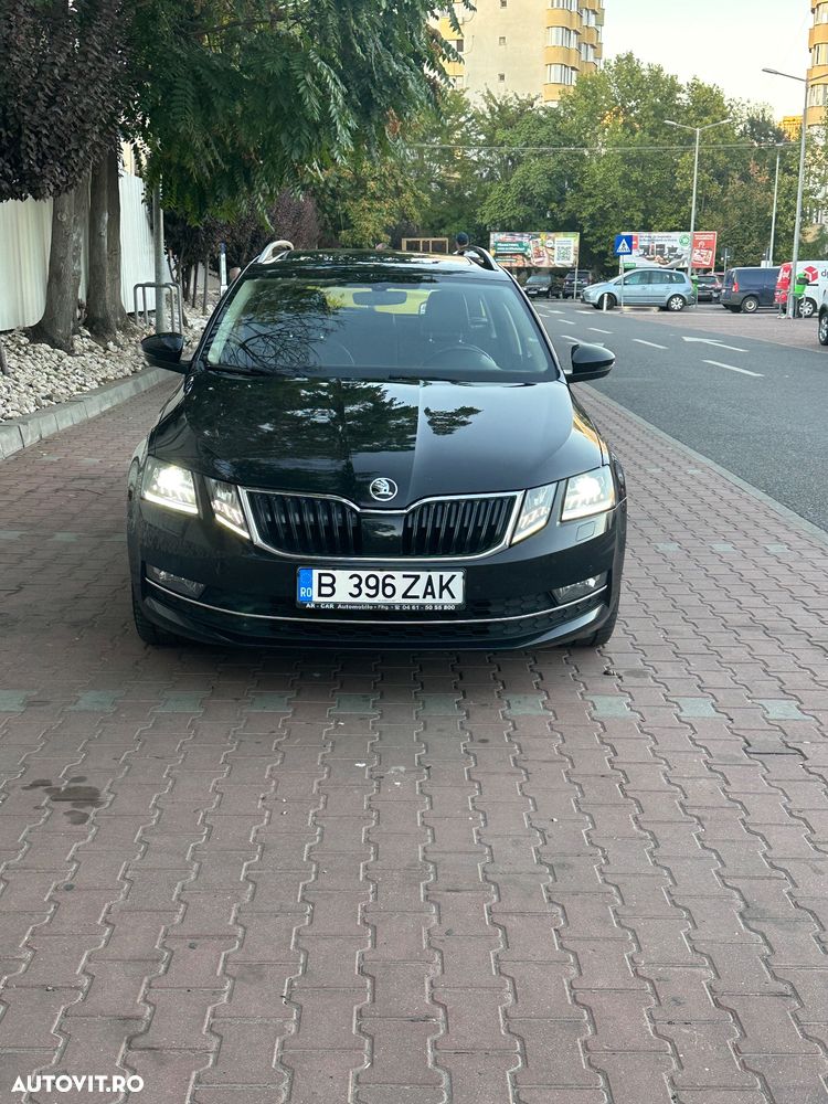 Skoda Octavia 2.0 TDI LAURIN & KLEMENT DSG - 1