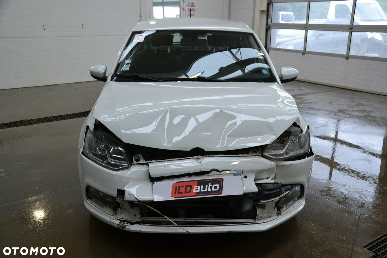 Volkswagen Polo - 2