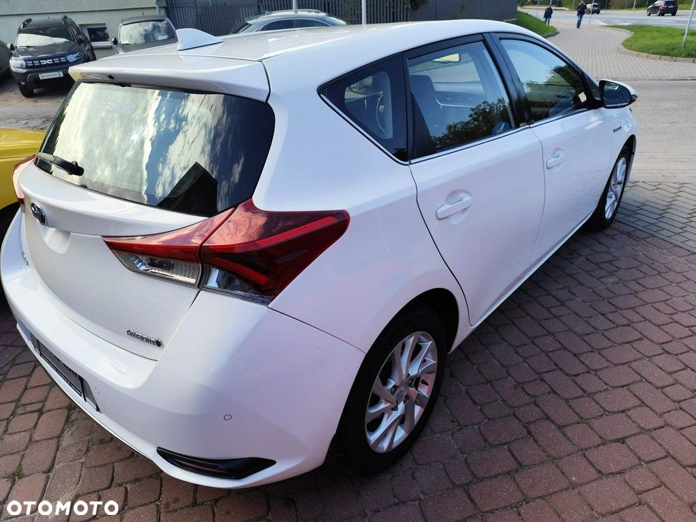 Toyota Auris - 9