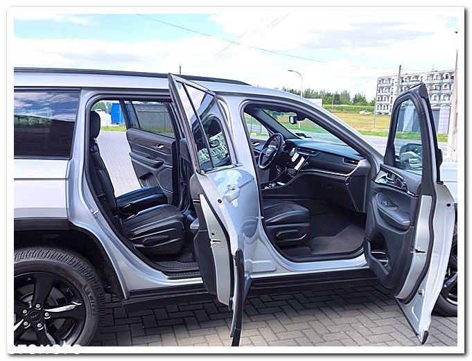 Jeep Grand Cherokee - 15