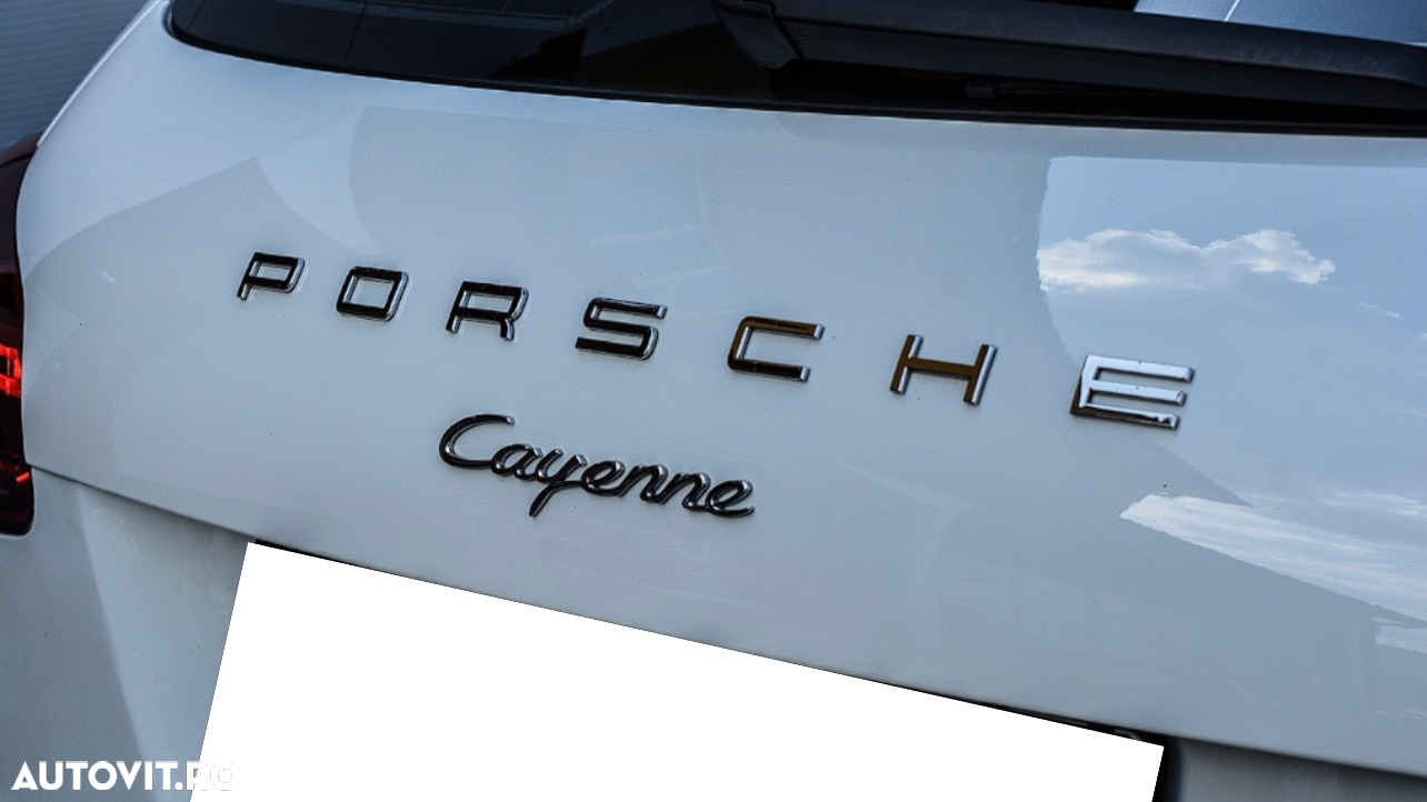 Porsche Cayenne 3.0 L - 11