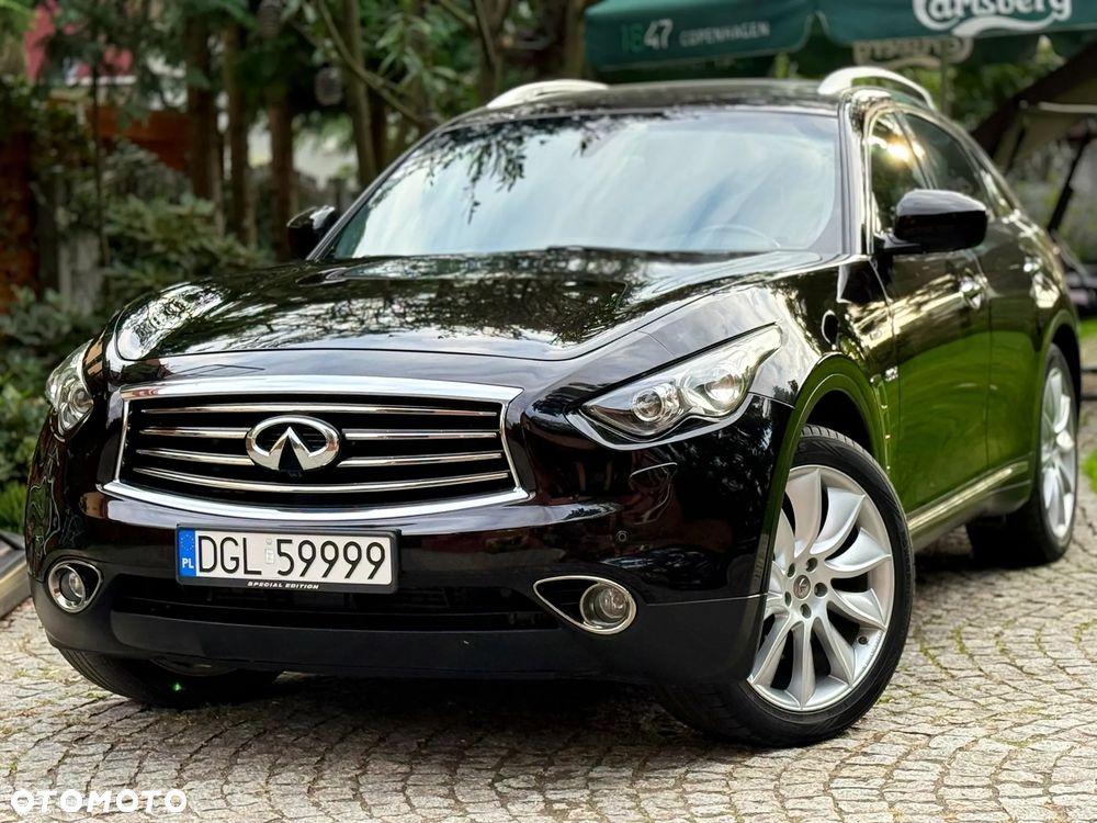 Infiniti QX70 - 34