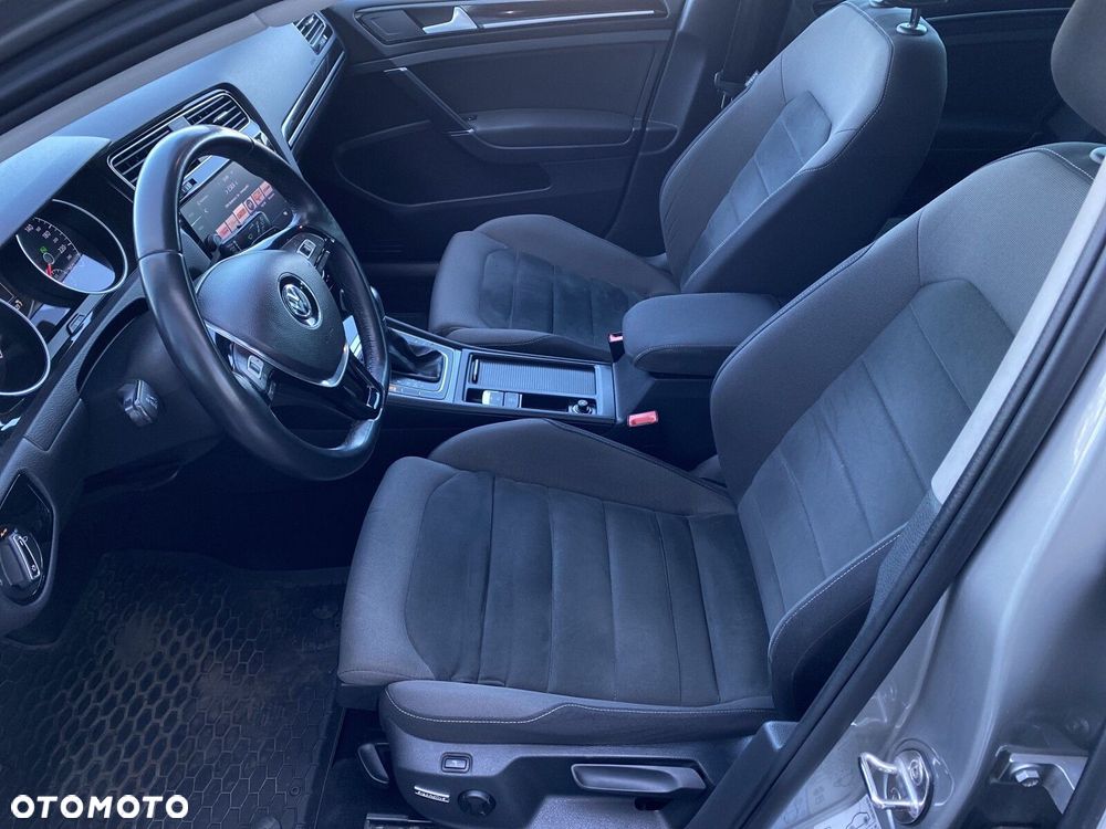 Volkswagen Golf Variant 1.5 TSI BMT Evo Highline DSG - 12