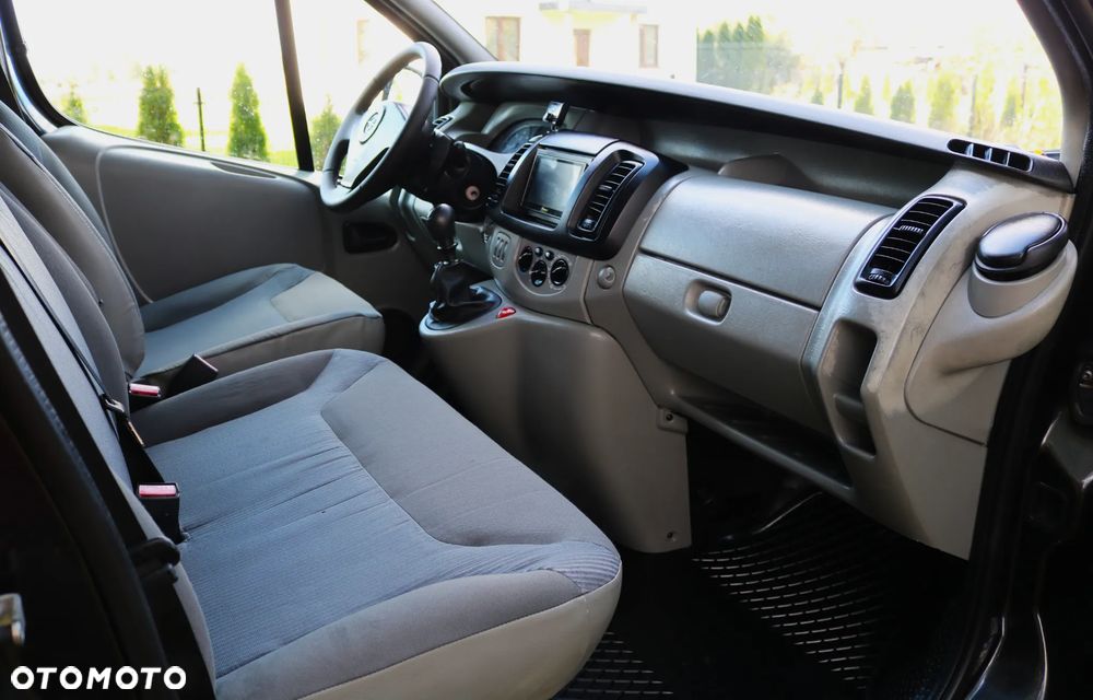 Opel Vivaro - 13