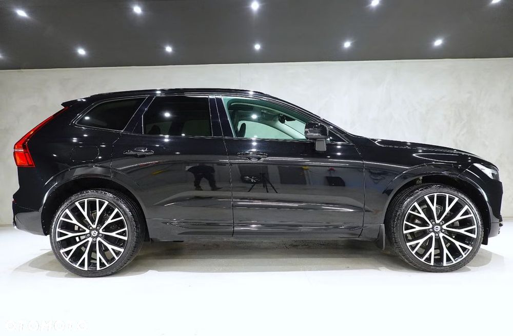 Volvo XC 60 T6 Plug-In Hybrid AWD R-Design - 5