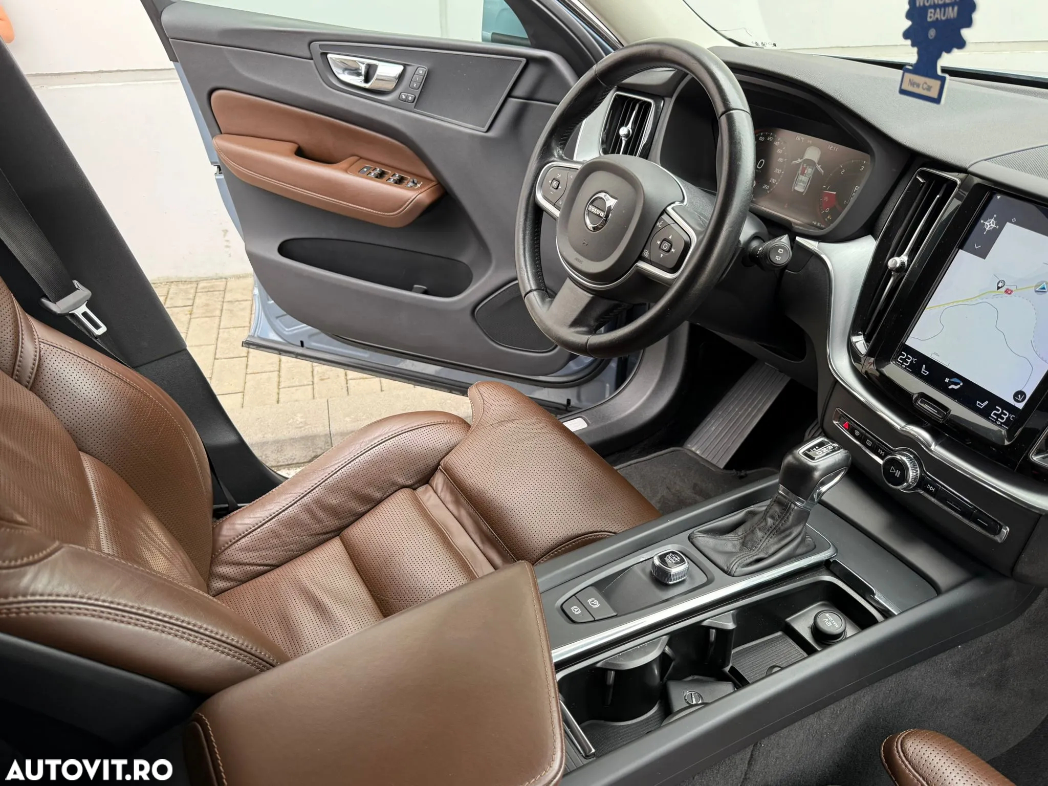 Volvo XC 60 D4 AWD Geartronic Momentum - 5