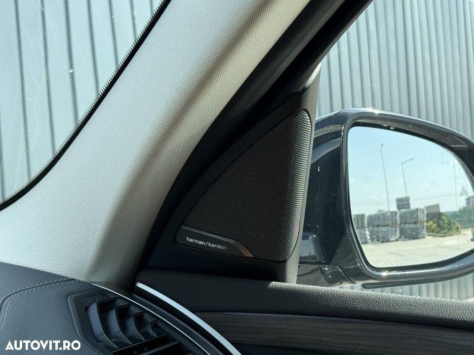 BMW X3 xDrive30e AT PHEV - 26