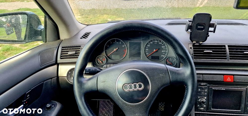 Audi A4 Limousine 1.8T - 12