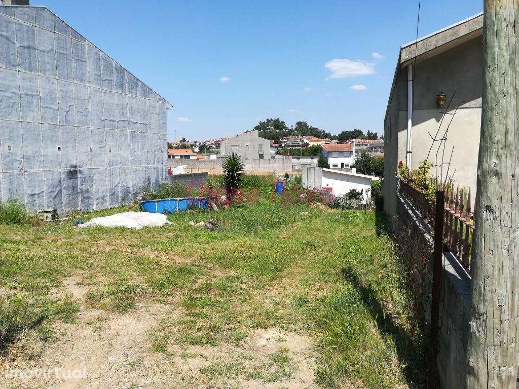 Terreno p/ Construção Moradia Geminada próximo centro de Sanguedo - Grande imagem: 3/6