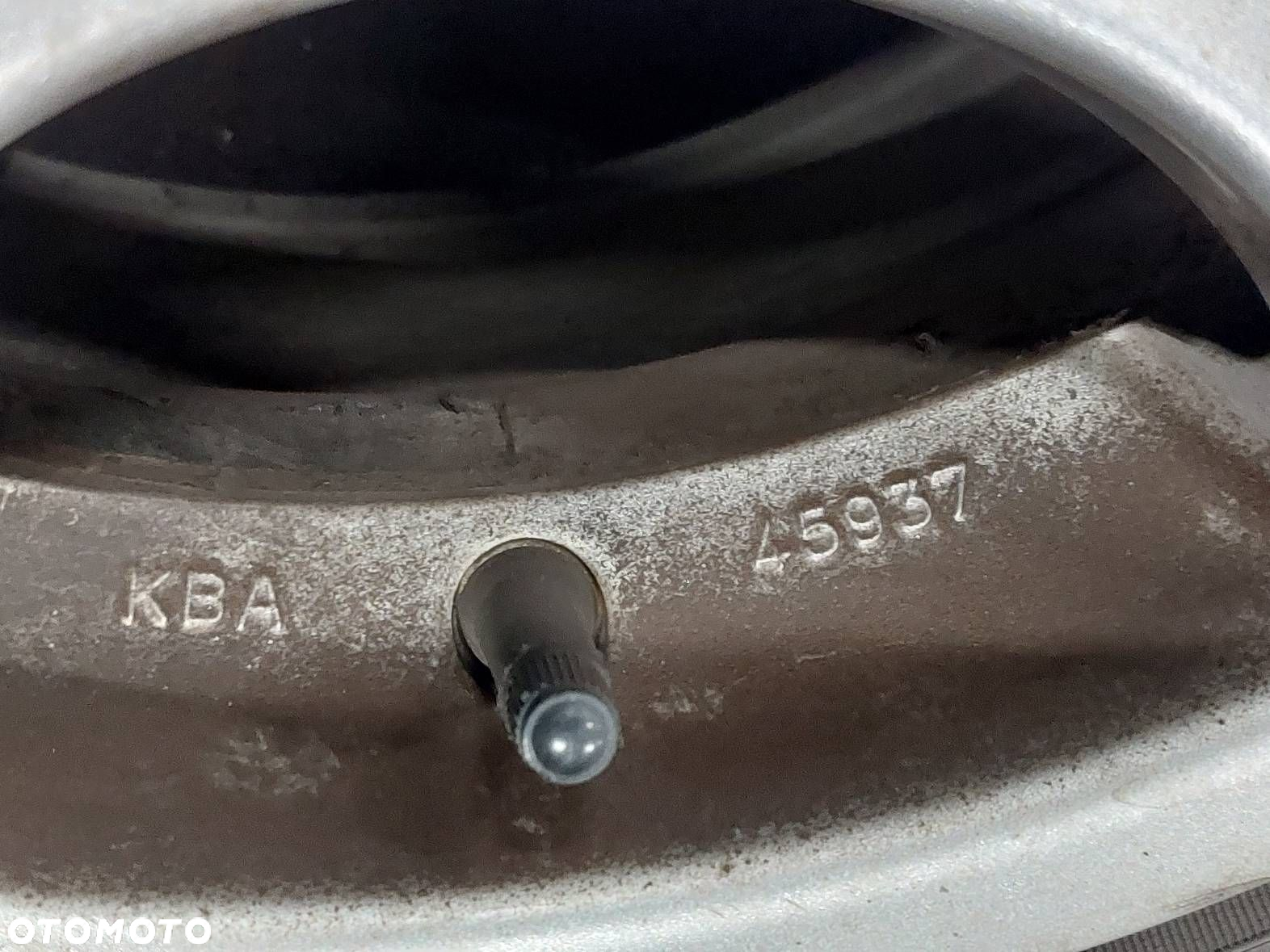 FELGI ALUMINIOWE 4 SZT 5x114,3 7Jx15 ET40 FI67,1 MAZDA 6 - 12