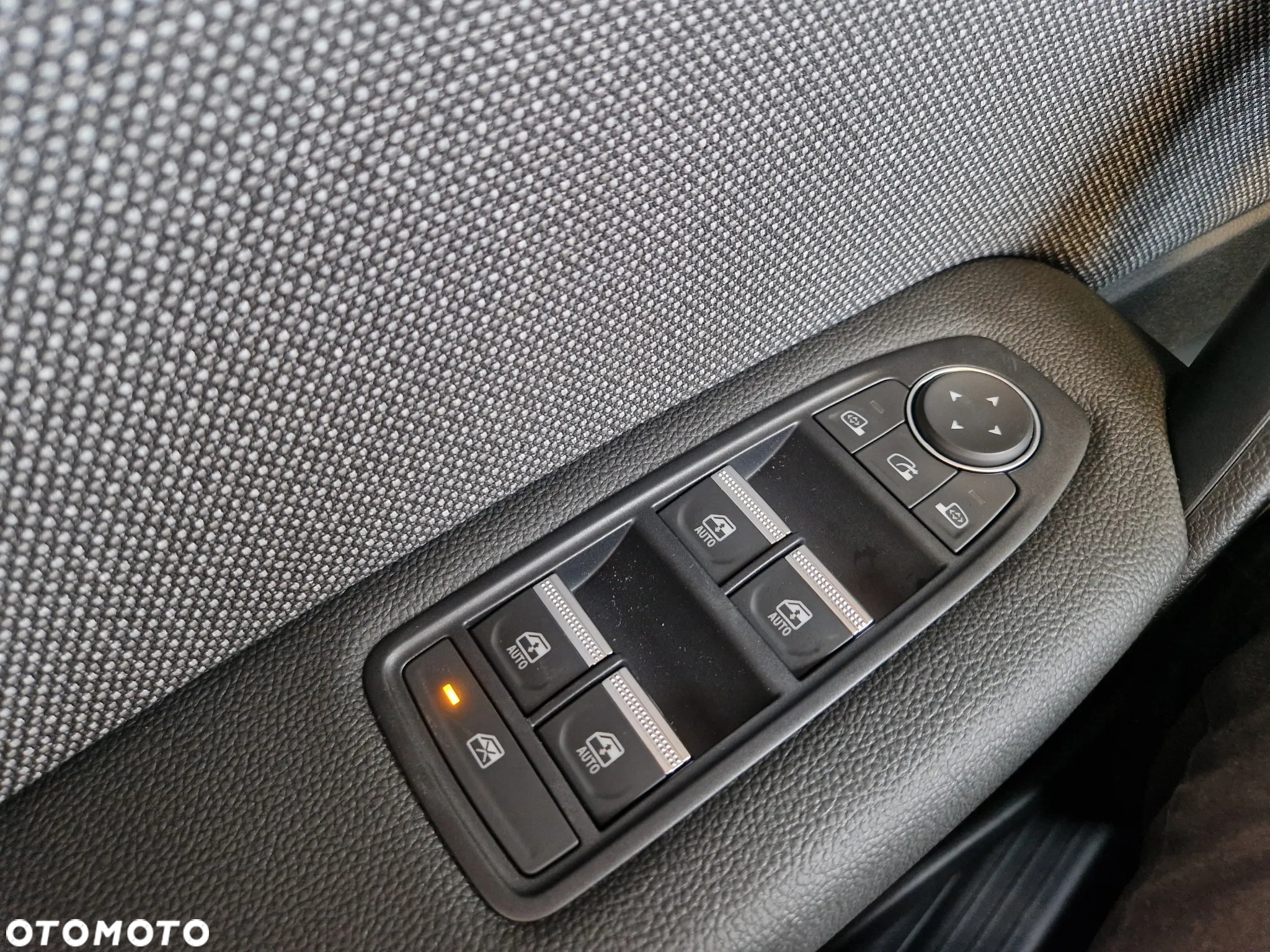Mitsubishi ASX - 19