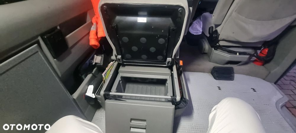 Volkswagen Transporter - 15