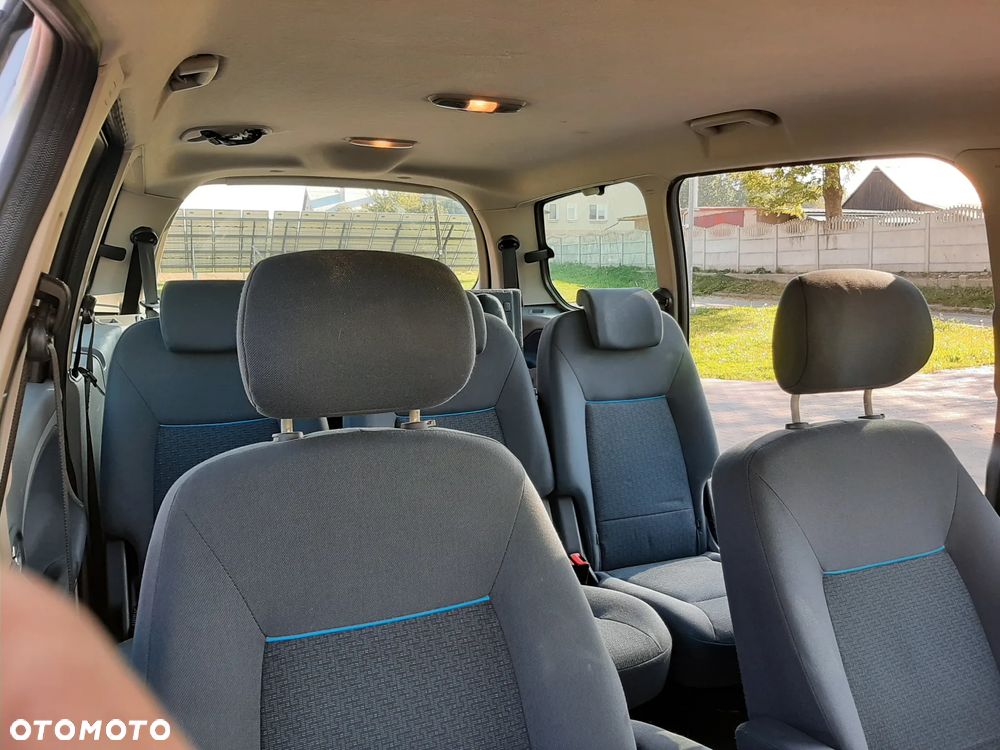 Ford Galaxy - 7