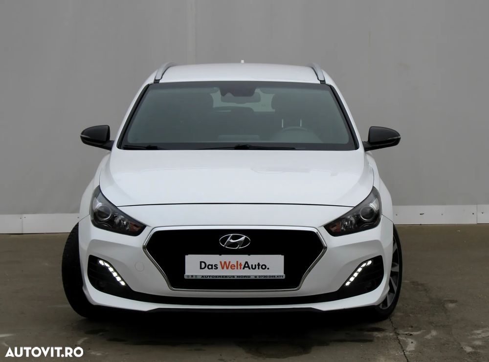 Hyundai i30 Kombi 1.6 CRDI DCT Select - 3