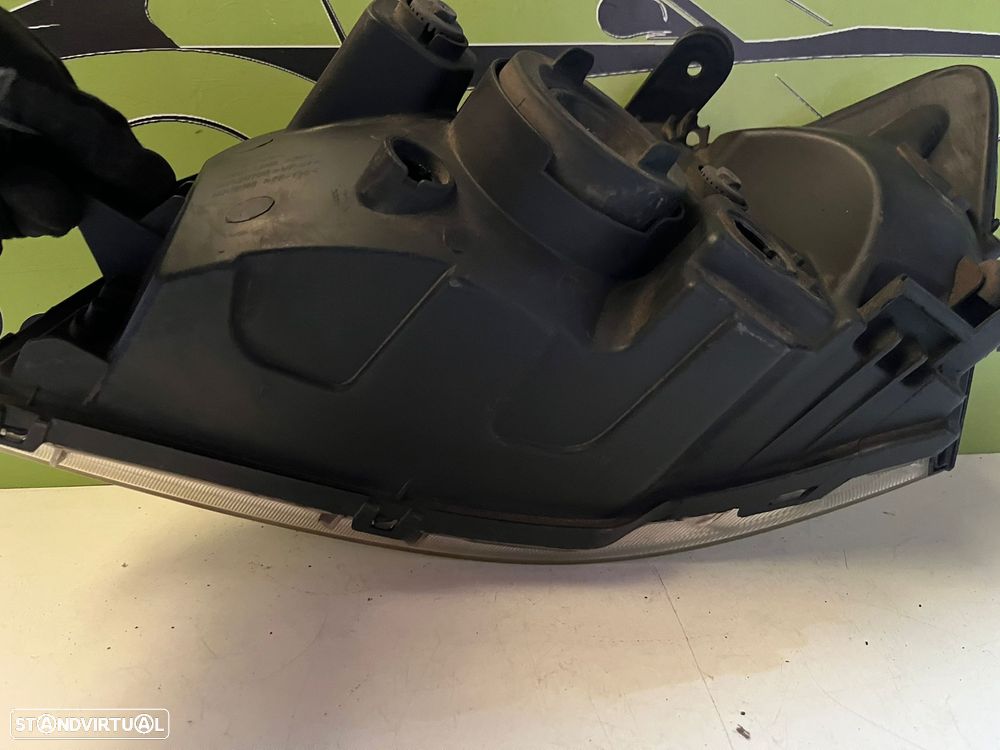 Hyundai Getz / FAROL DIREITO - FF031 - 6