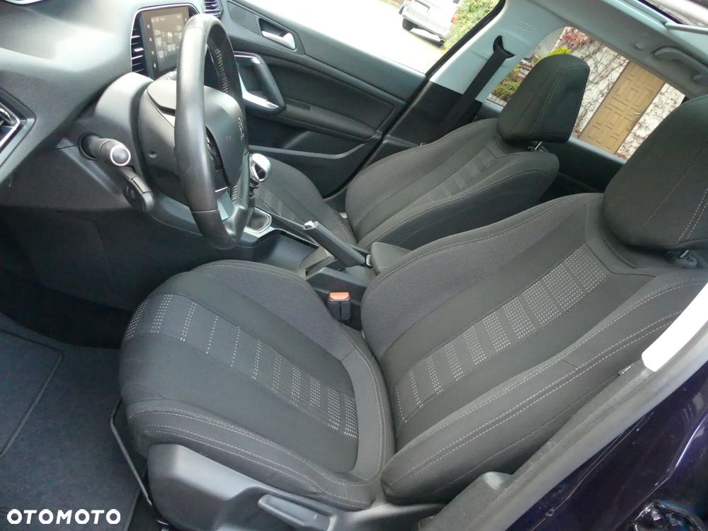 Peugeot 308 - 7
