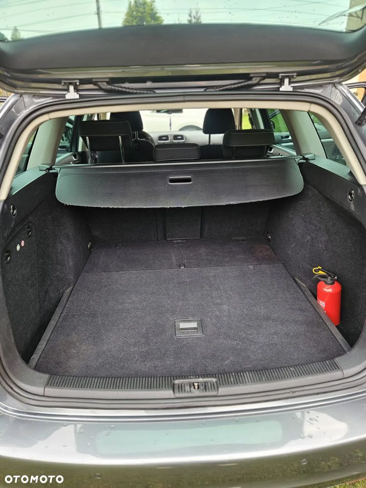 Volkswagen Golf 1.6 TDI DPF MATCH - 25