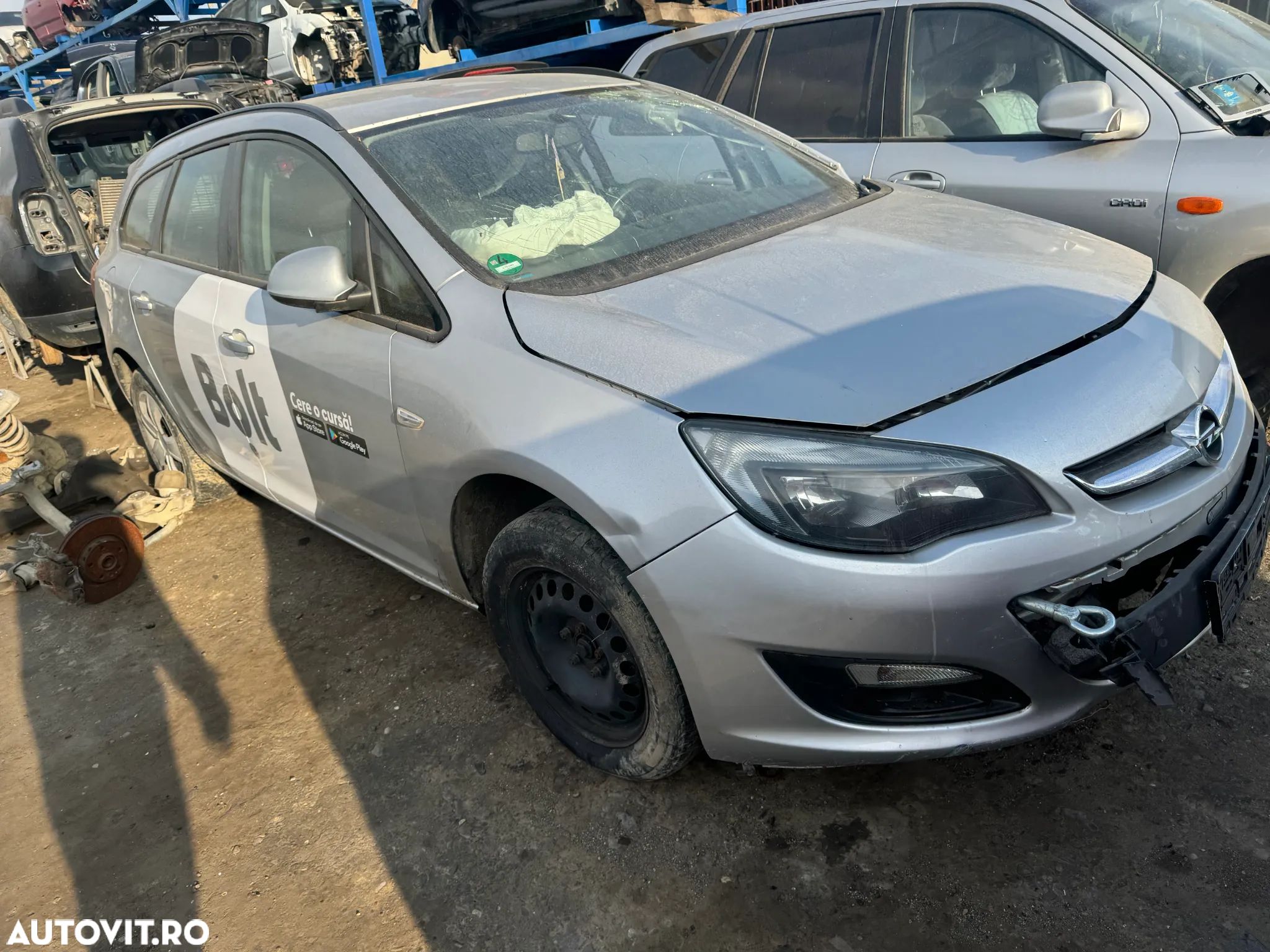 Dezmembram Opel Astra J  Combi B16DTL - 1