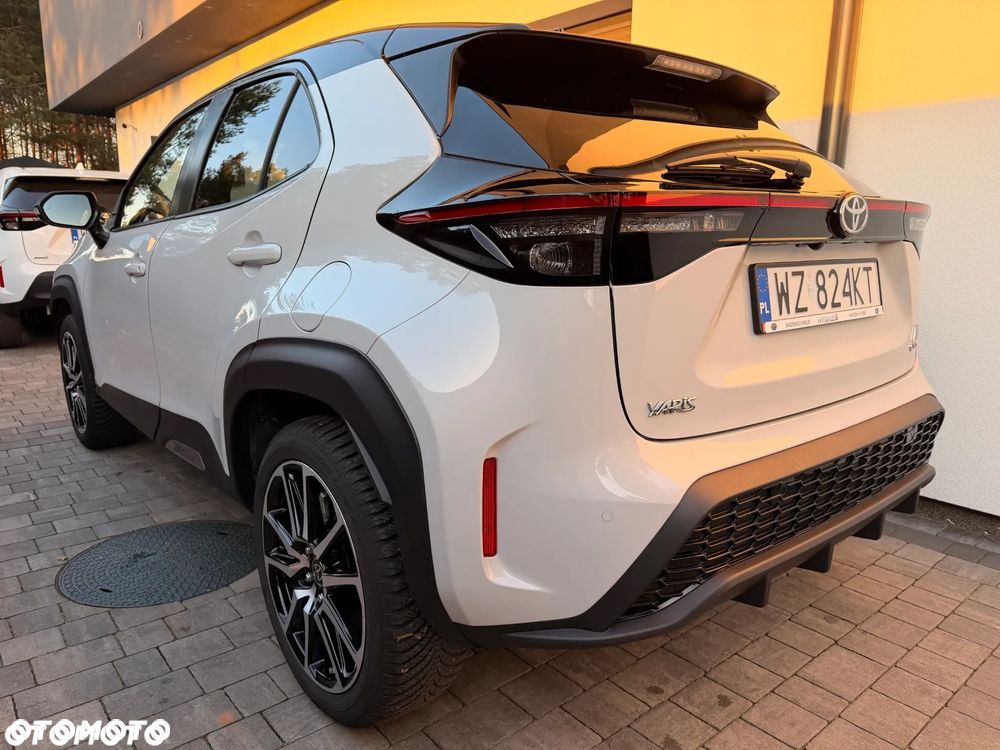 Toyota Yaris Cross 130 1.5 VVT-i GR Sport - 4