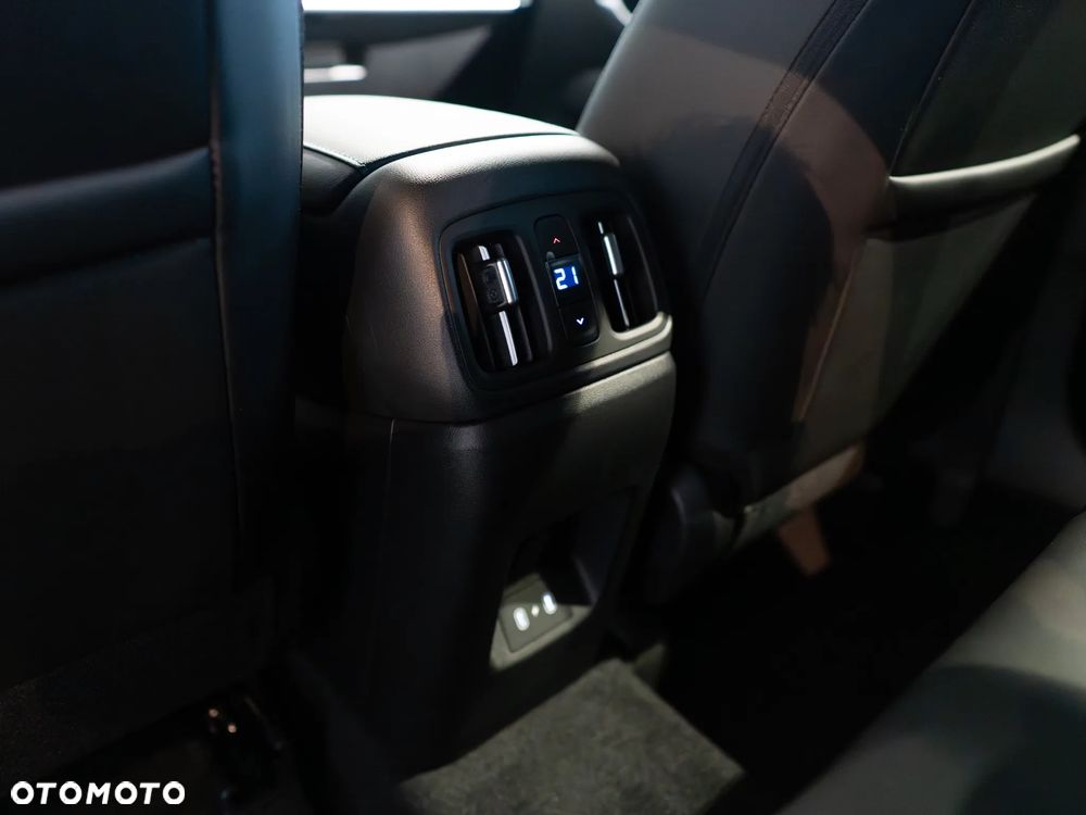 Hyundai Tucson 1.6 T-GDi HEV Executive 2WD - 40