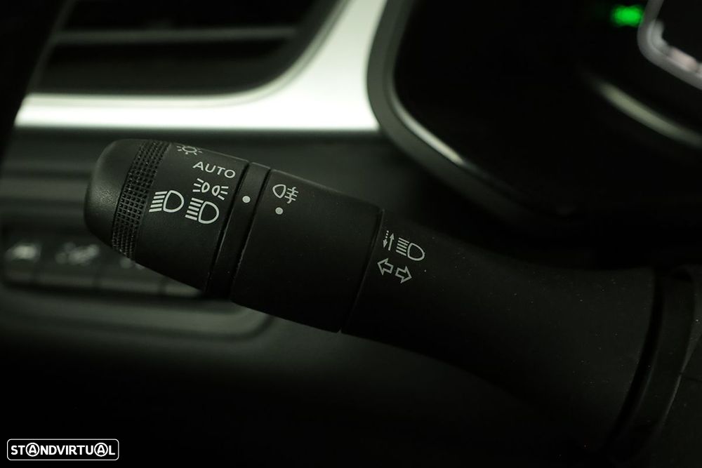 Renault Captur 1.0 TCe Techno Bi-Fuel - 17