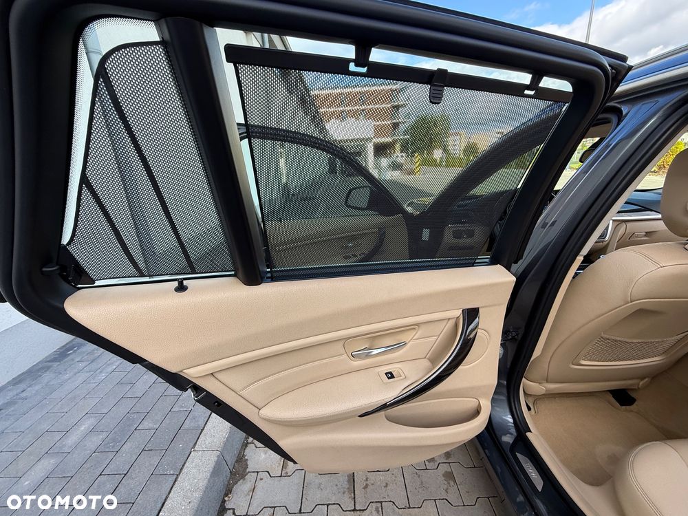 BMW Seria 3 320d Luxury Line - 40