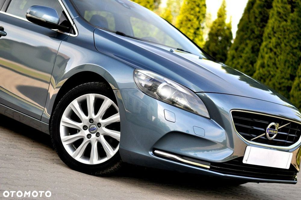 Volvo V40 D2 Momentum - 3