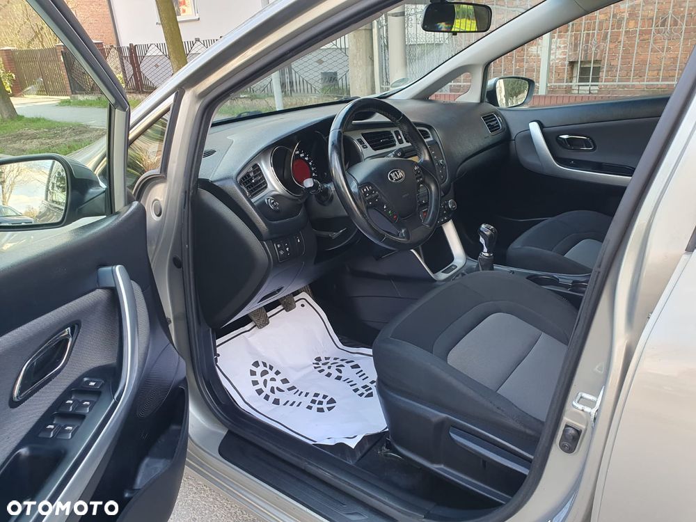 Kia Ceed 1.6 GDI Spirit - 18
