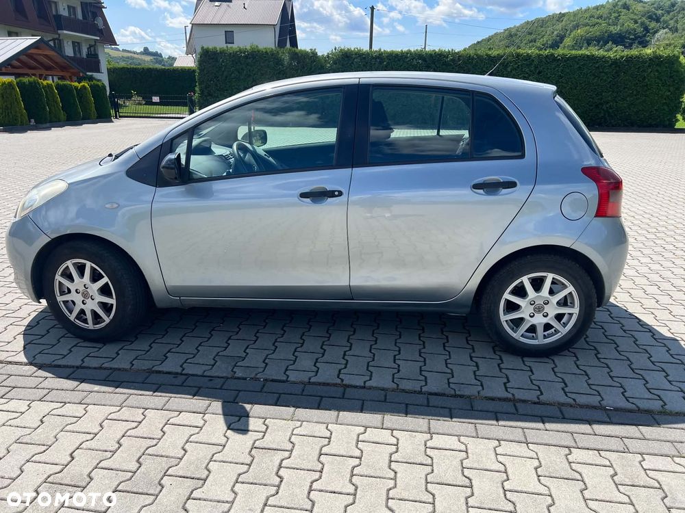 Toyota Yaris - 5