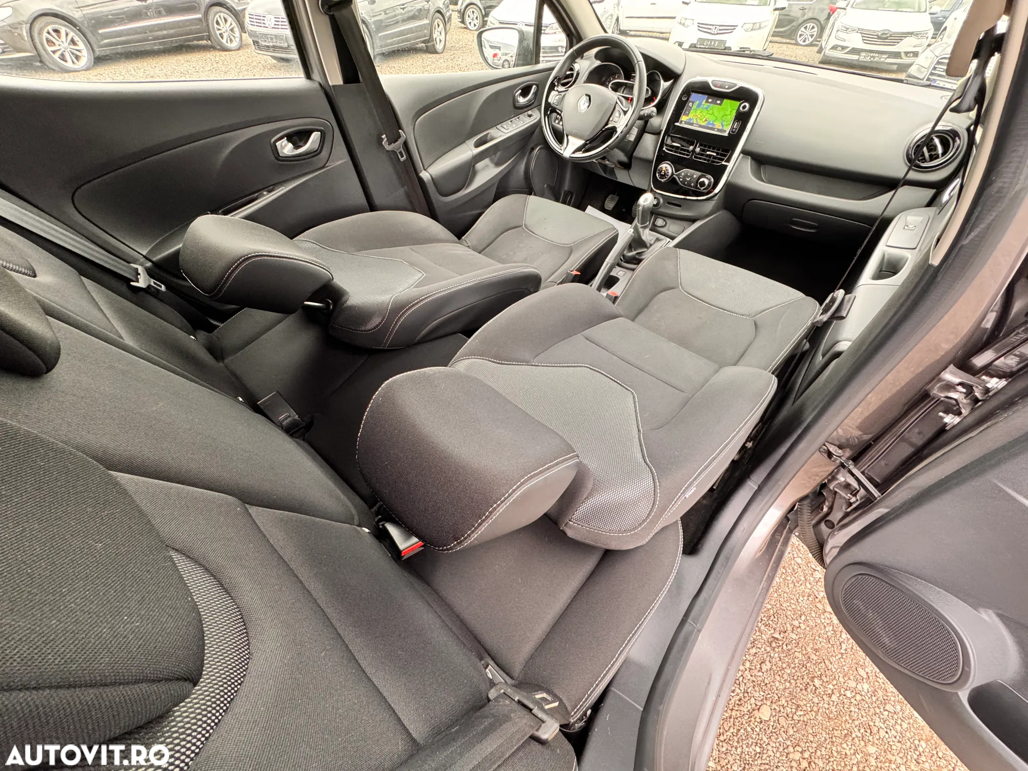 Renault Clio dCi 90 Dynamique - 28