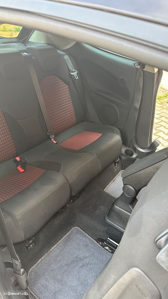 Alfa Romeo MiTo 1.3 JTD Distinctive - 28