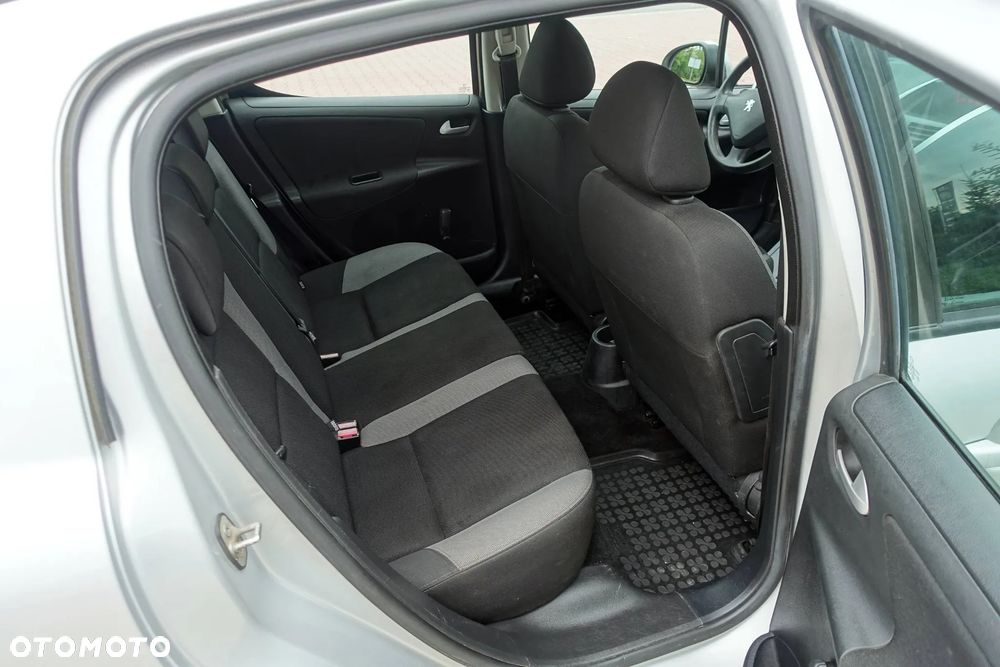 Peugeot 207 1.4 HDi Trendy - 14