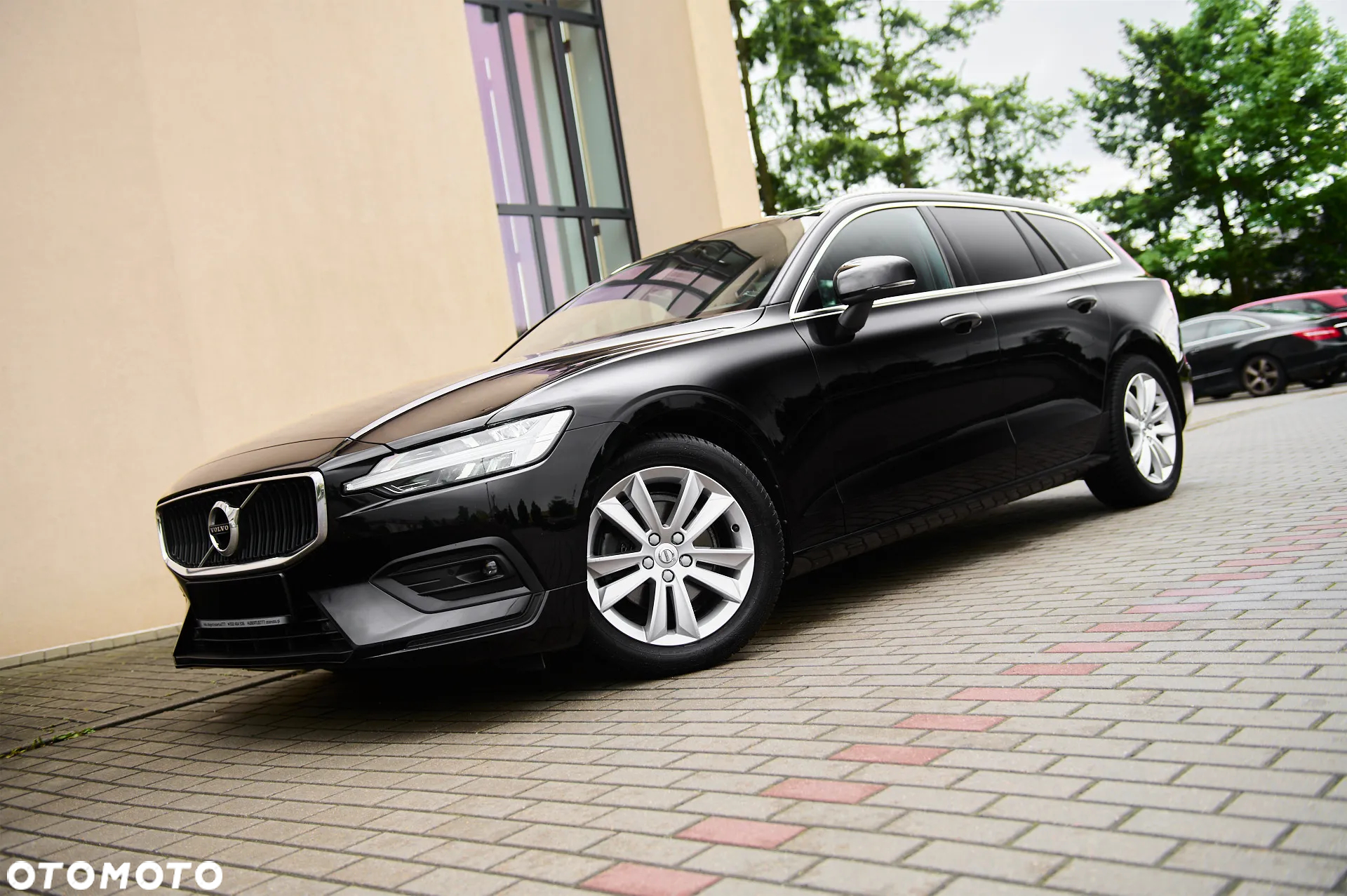 Volvo V60 D3 Momentum Pro - 9