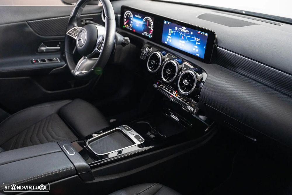 Mercedes-Benz A 250 e - 26