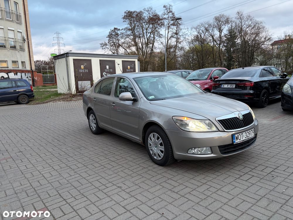 Skoda Octavia 1.8 TSI Ambiente - 8