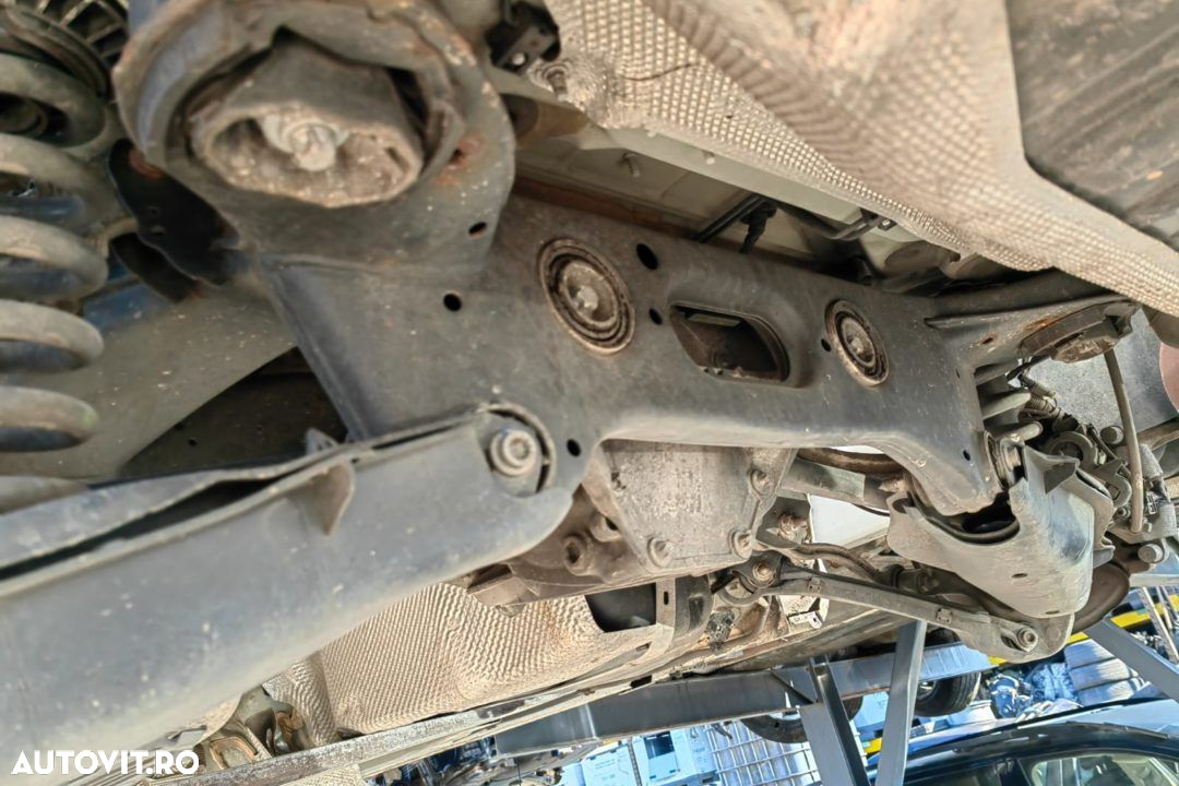 Punte spate Mercedes C-Class  W205 - 2