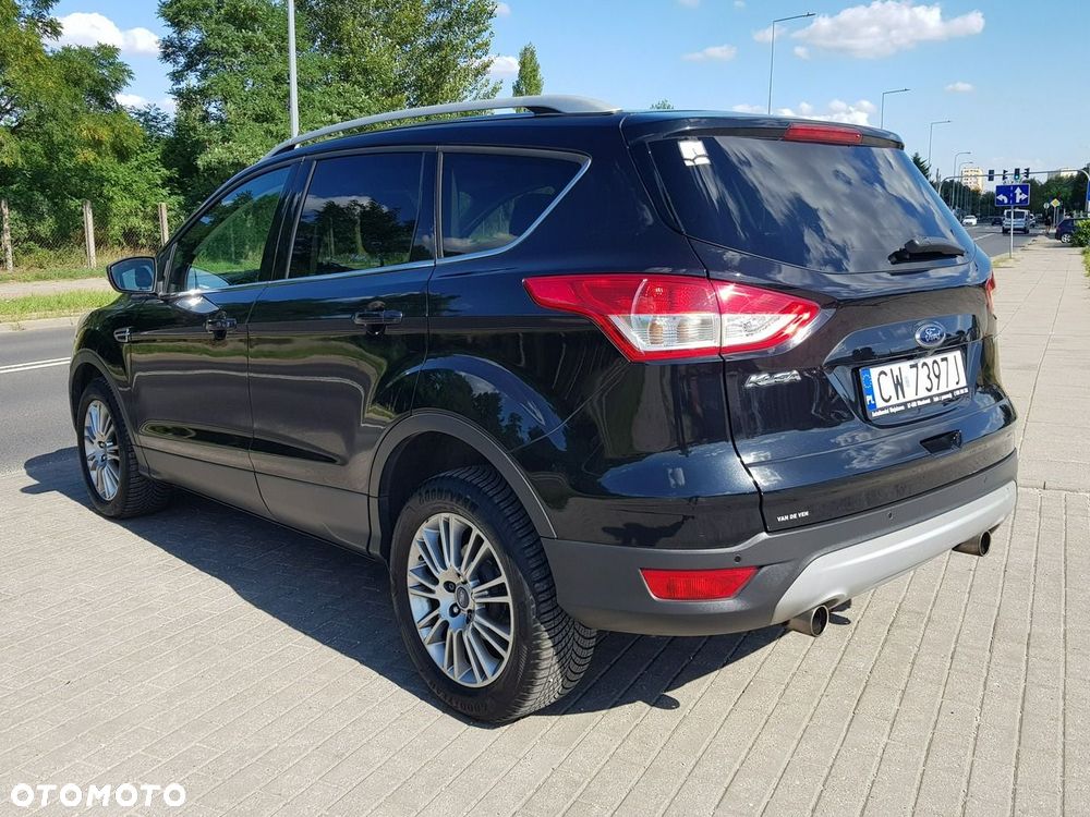 Ford Kuga 1.6 EcoBoost 2x4 Titanium - 7